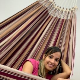 Vinrød Stribet Stof Hængekøje i Slidstærk Kvalitet 230x170 cm